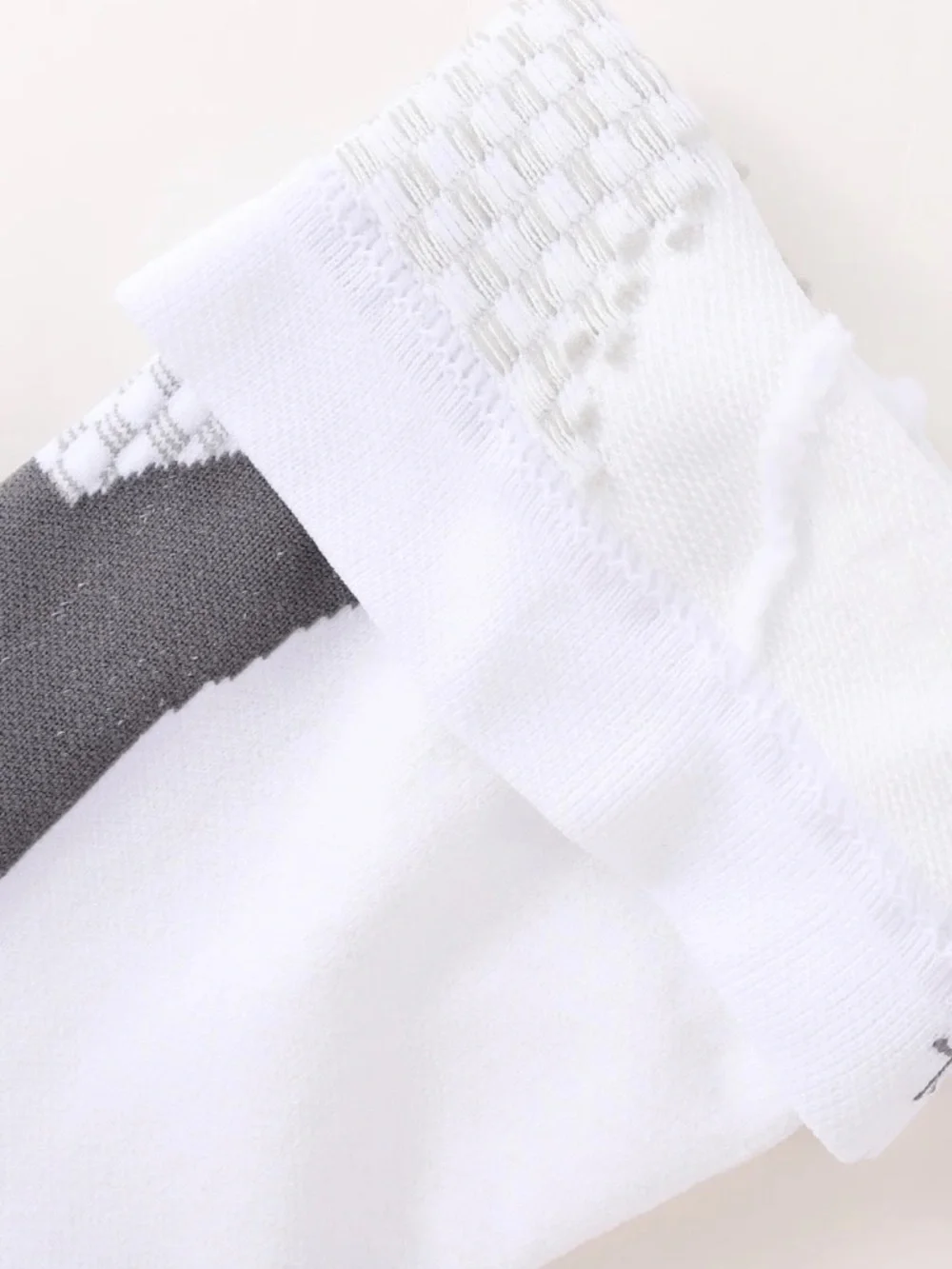 NEW Men's White Athletic Compression Knee-High Socks with Gray Accents Size 3XL